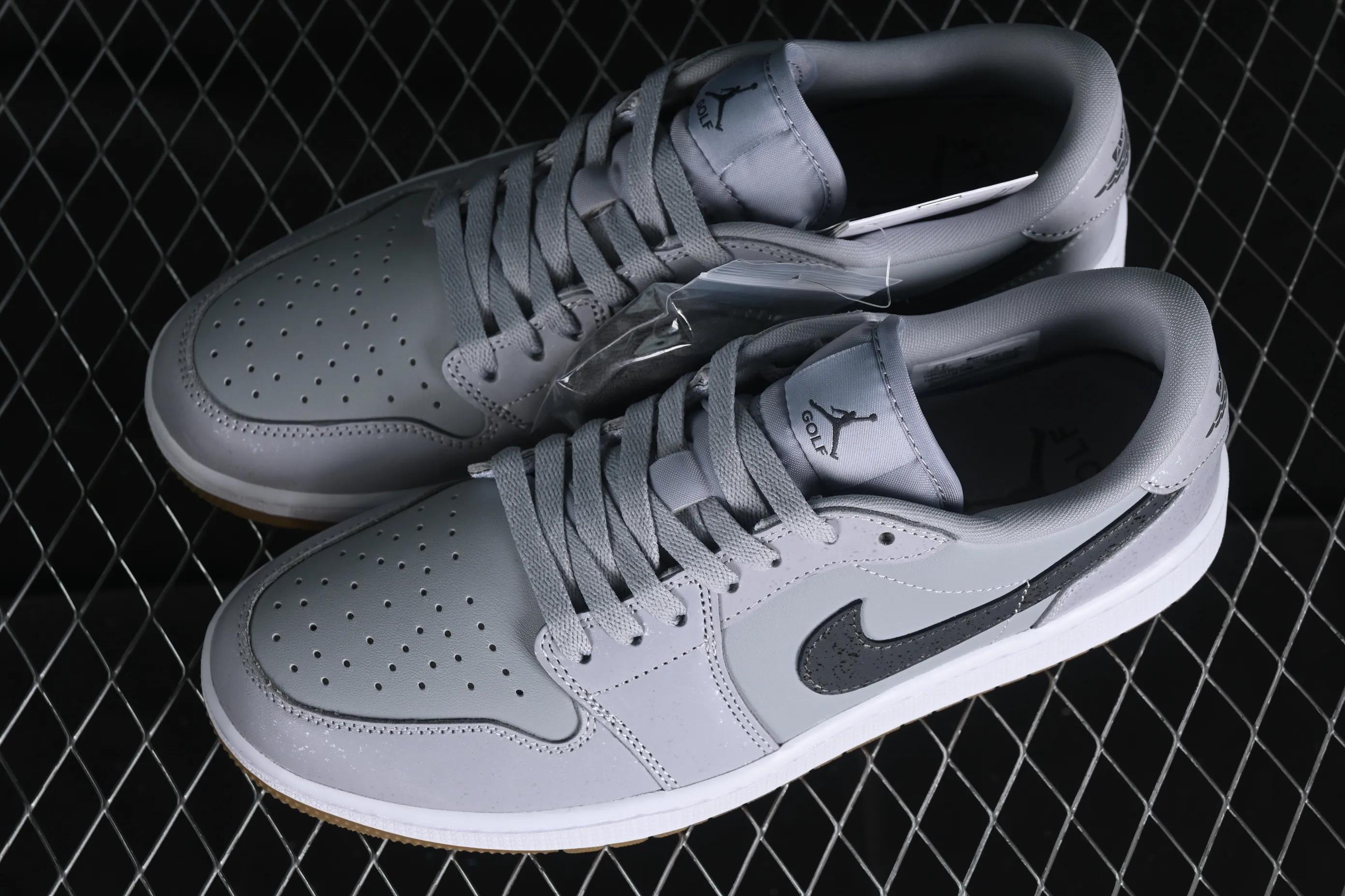 All categories Air Jordan Jordan series basketball shoes Air Jordan 1 Low G version pure original Air Jordan 1 Low Golf AJ1 Joe 1 new golf version raw rubber gray DD9315-006